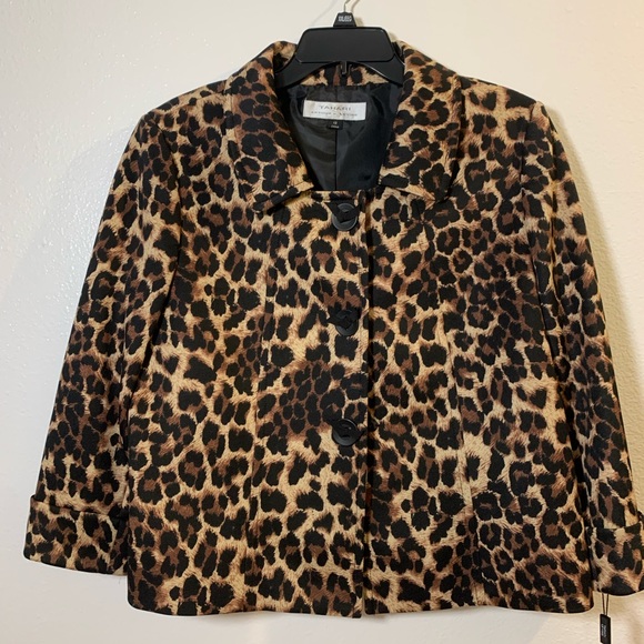 Tahari Jackets & Blazers - Tahari animal print soft comfy jacket.  Size 12